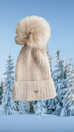 Beżowa zimowa czapka damska z pomponem